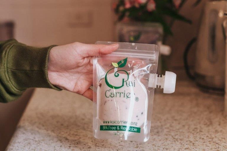 140 ml Pouches with choke proof lids – Kai Carrier